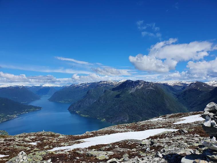 Apartmán Molden 2-Fjellutsikt Og Jacuzzi Tilgang. Luster Exteriér fotografie